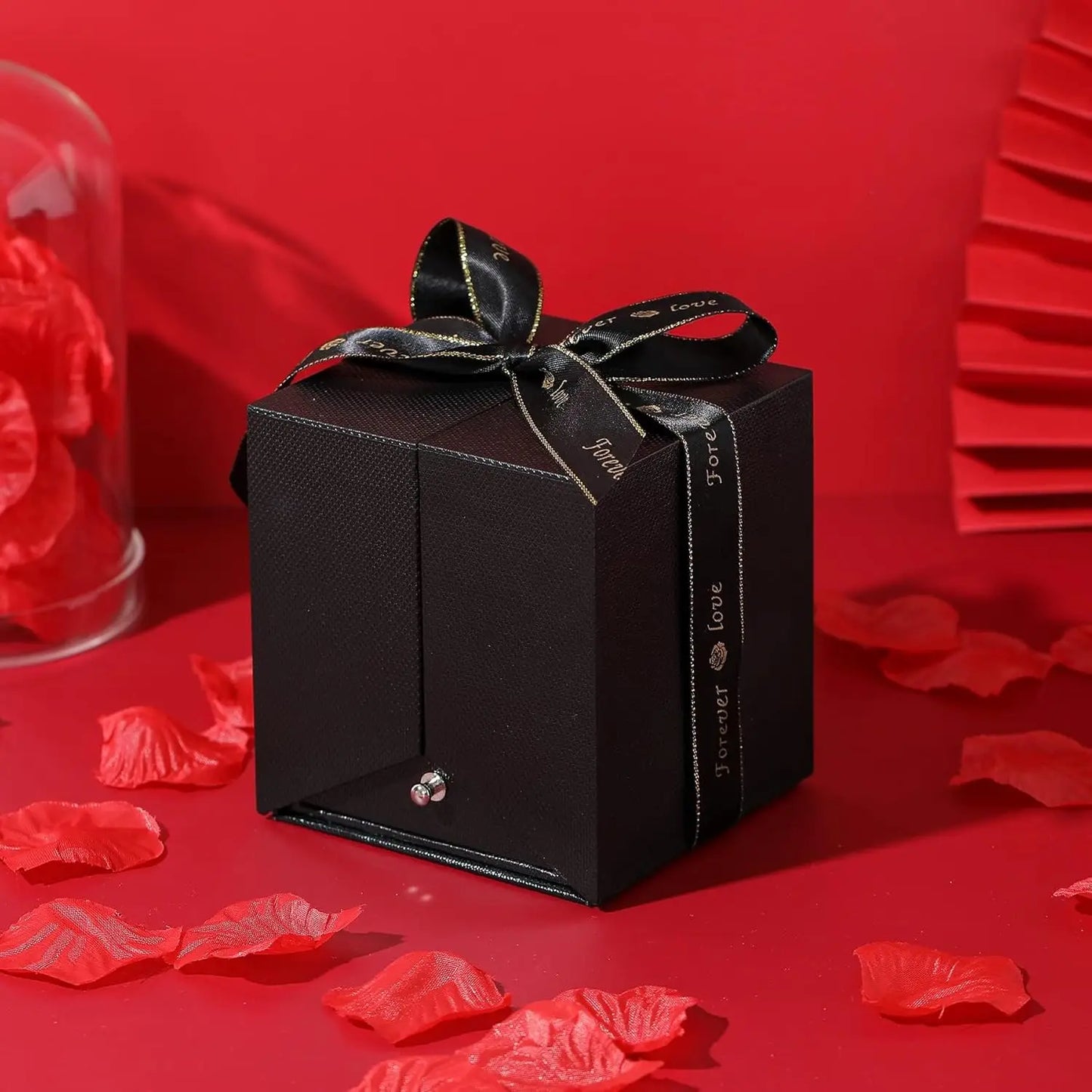 Dla Niej – Naszyjnik Serce z Wieczną Różą, Prezent który Mówi „Kocham”